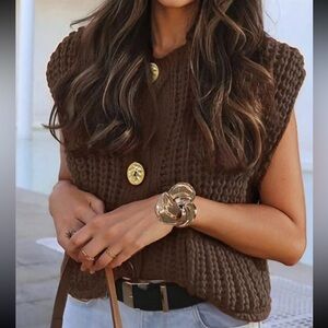 Women’s Sweater Vest